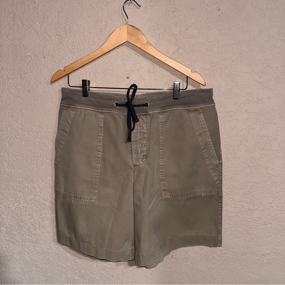 James Perse | Casual Cotton Shorts Size: 2